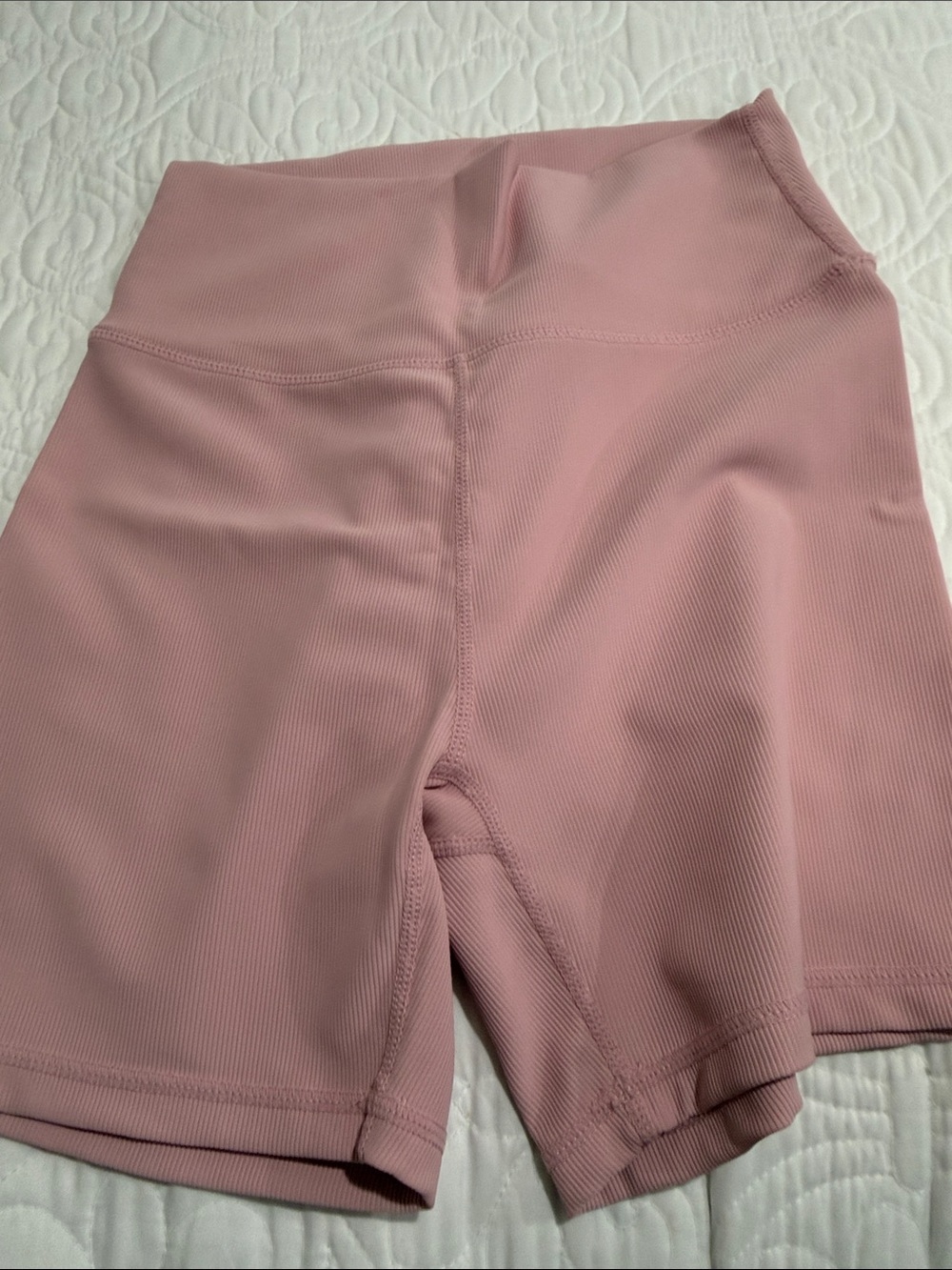 WILO, Women’s High-Waist Pink Bike Shorts with Supportive Waistband, size M